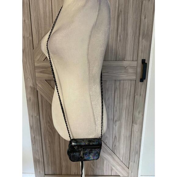 NWT Aimee Kestenberg Down under mini Crossbody iridescent black - Picture 4 of 8
